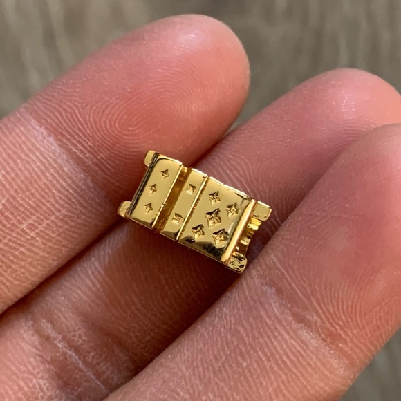 NWOT Star Wars, YGP, Shining 3-D Logo, Black Enamel LIMITED EDITION Charm 925 - Picture 6 of 10